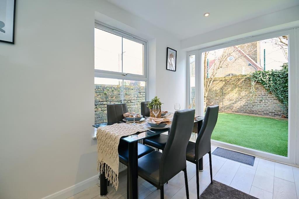Fabulous 3 Bed Nw London Apartment With Private Garden Buitenkant foto