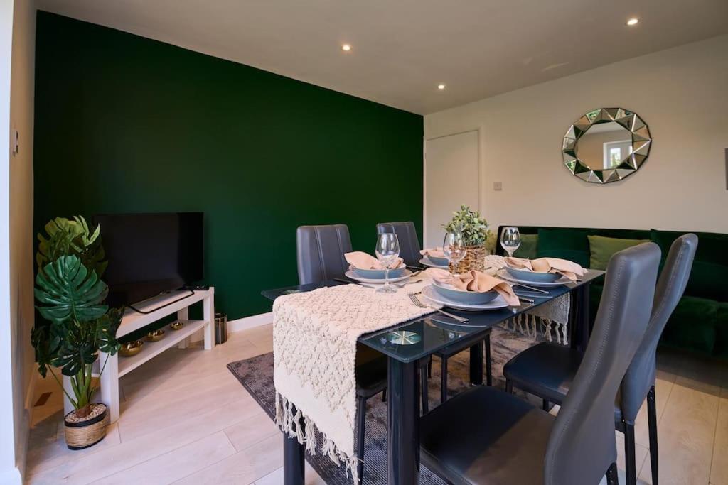 Fabulous 3 Bed Nw London Apartment With Private Garden Buitenkant foto