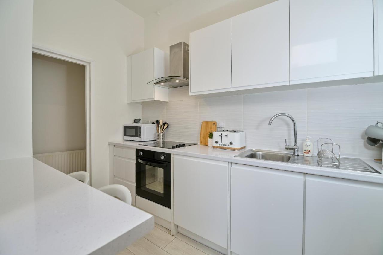Fabulous 3 Bed Nw London Apartment With Private Garden Buitenkant foto