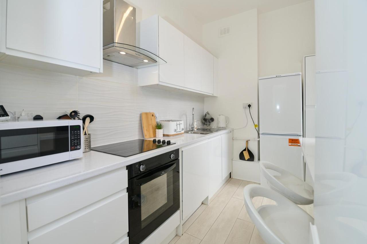Fabulous 3 Bed Nw London Apartment With Private Garden Buitenkant foto